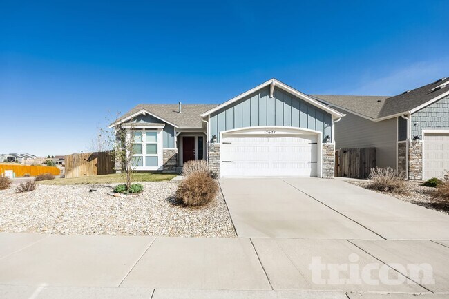 property at 2627 Grand Prix Ct