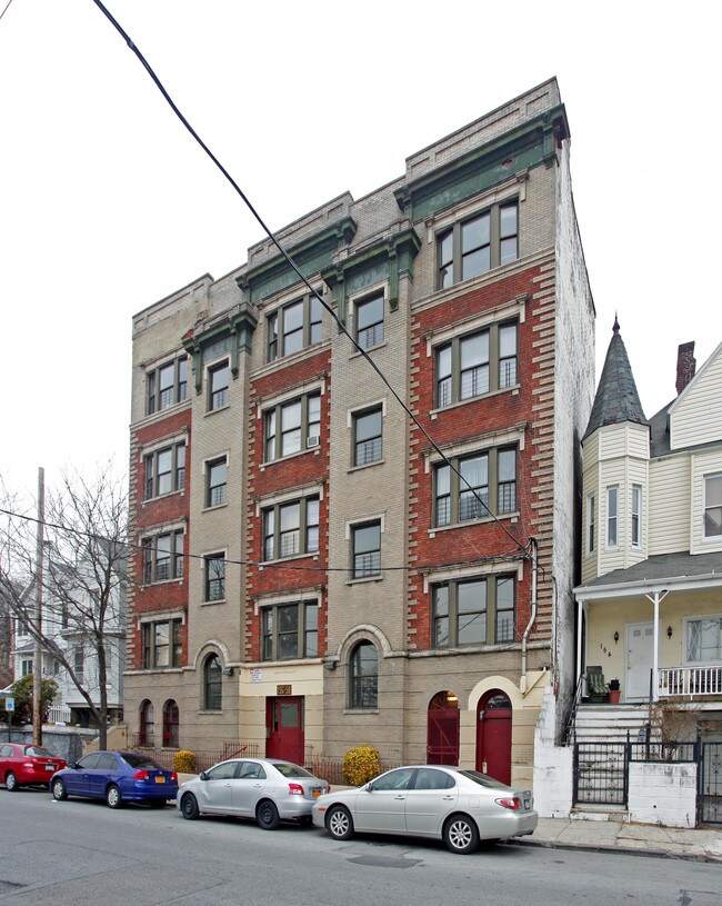 156-158 Woodworth Ave