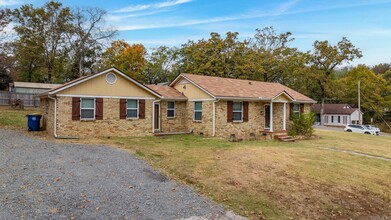 3417 Cedar St in North Little Rock, AR - Building Photo - Building Photo