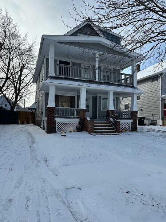 2305 Tate Ave in Cleveland, OH - Building Photo