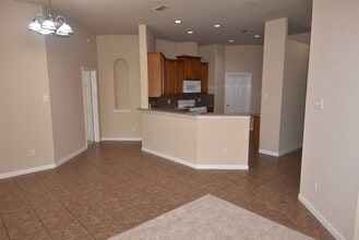 25823 Sundrop Meadows Ln in Katy, TX - Foto de edificio - Building Photo