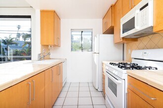 707 Marr St in Los Angeles, CA - Building Photo - Building Photo