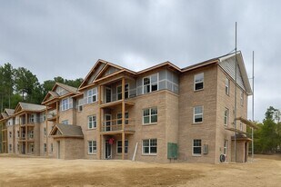 Oak Terrace in Suffolk, VA - Building Photo