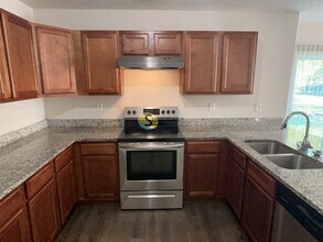 8007 Stuart Ave in Jacksonville, FL - Building Photo - Building Photo