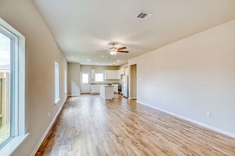 8211 Blooming Meadow Ln in Houston, TX - Building Photo - Building Photo