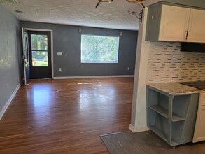 220 Buena Vista St in Debary, FL - Building Photo - Building Photo