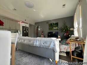 90 Antwerp St in Boston, MA - Building Photo - Building Photo