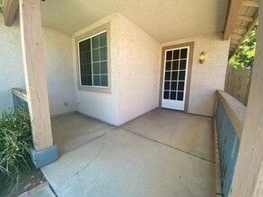 1117 Knopfler Cir in Folsom, CA - Building Photo - Building Photo