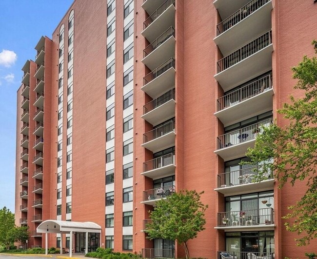 property at 1 Smeton Pl