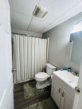 5 Silvestri Cir in Derry, NH - Building Photo - Building Photo