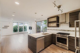 917 29th Ave S in Seattle, WA - Building Photo - Building Photo