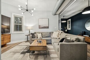 1414 W Division St, Unit 2 in Chicago, IL - Building Photo