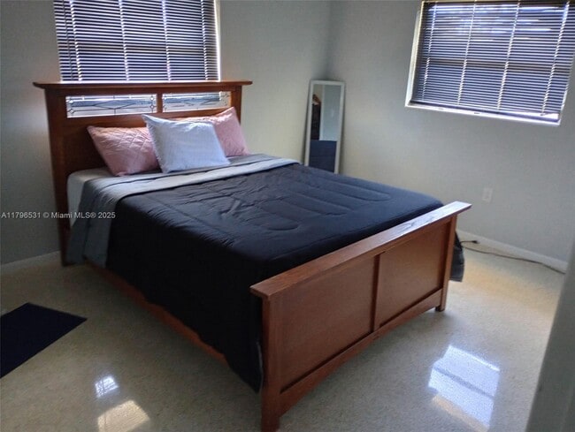 property at 368 Tihami Rd