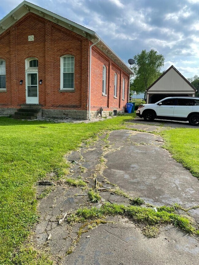8290 Johnson Rd in Erie, PA - Building Photo - Building Photo