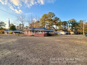 1581 E Selma St in Dothan, AL - Building Photo - Building Photo