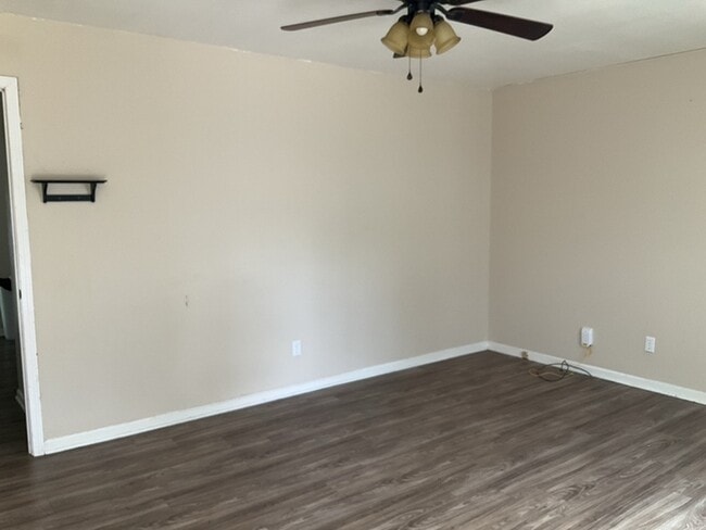 2704 Monza Trail in West Columbia, SC - Building Photo - Building Photo