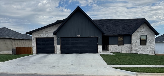 property at 896 S Silverwood Ln