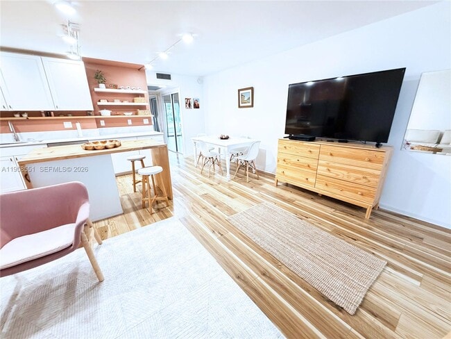 2130 Cambridge F in Deerfield Beach, FL - Building Photo - Building Photo