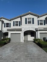 1021 SE 27th Terrace in Homestead, FL - Building Photo