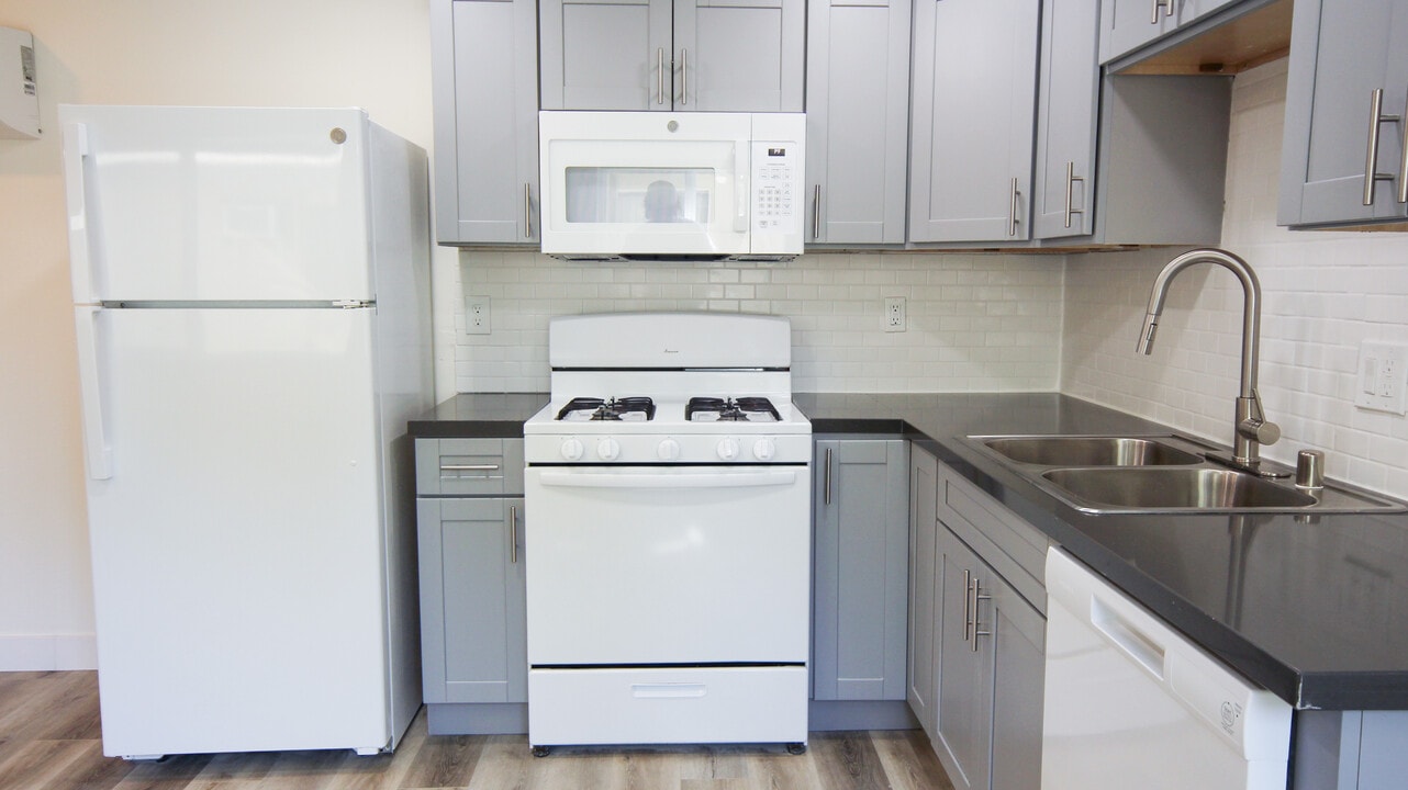 2810 H St in Sacramento, CA - Building Photo