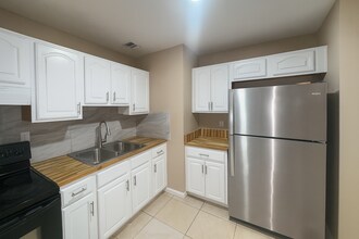 4837 Shoshone St in Orlando, FL - Building Photo - Building Photo