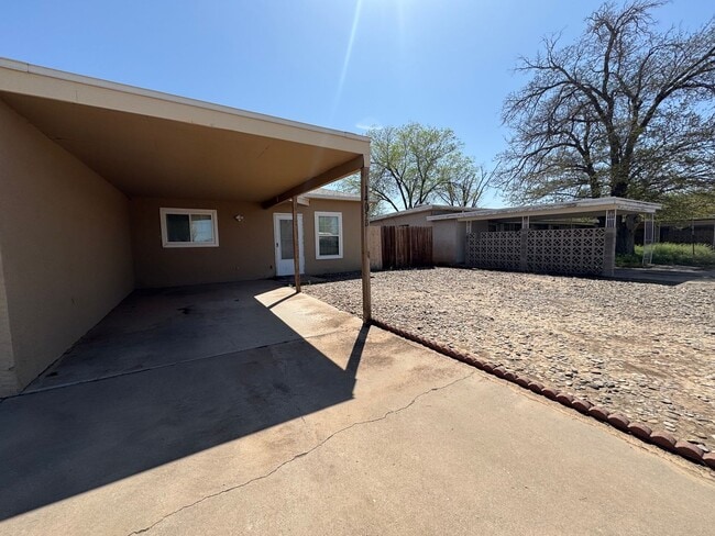 property at 1405 Riley Dr