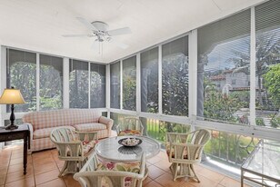 441 28th St in West Palm Beach, FL - Building Photo