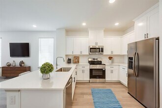 5232 Springlake Pkwy in Haltom City, TX - Building Photo - Building Photo