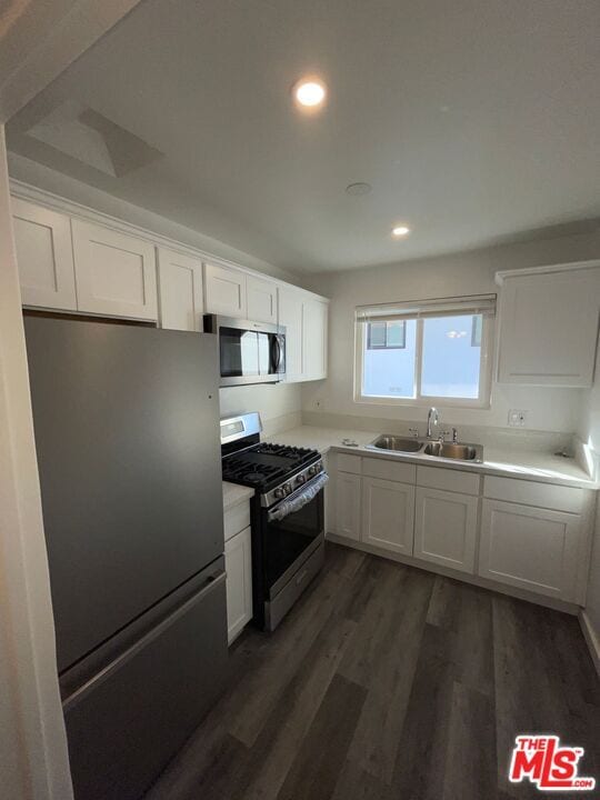 1840 N Gramercy Pl in Los Angeles, CA - Building Photo - Building Photo
