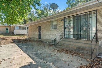 2220 Argo Dr in Florissant, MO - Building Photo - Building Photo