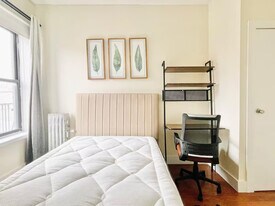 Furnished room/NOT APARTMENT in Brooklyn, NY - Building Photo