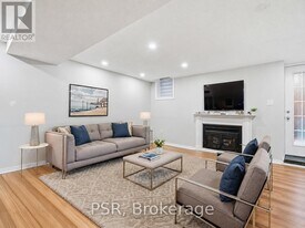 1479 Bancroft Dr in Mississauga, ON - Building Photo