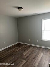 119 Sparkling Brook Way in Jacksonville, NC - Building Photo - Building Photo