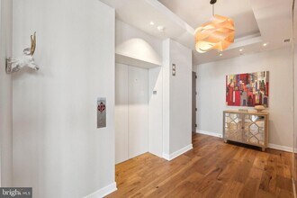 1781 N Pierce St in Arlington, VA - Building Photo - Building Photo