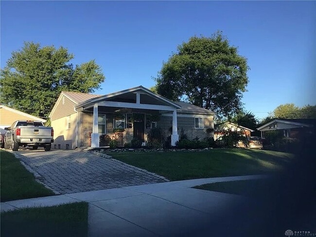 property at 3017 La Plata Dr