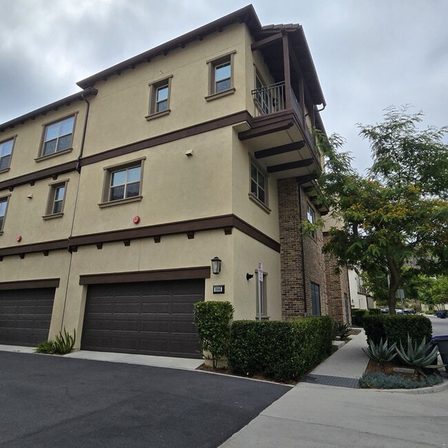 property at 906 Slate St