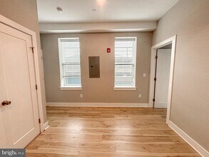 100 W Susquehanna Ave in Philadelphia, PA - Building Photo - Building Photo