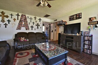 5004 40th St in Lubbock, TX - Building Photo - Building Photo