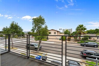 5394 Redding Rd in San Diego, CA - Building Photo - Building Photo