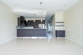 3108 S K Center St in McAllen, TX - Building Photo - Building Photo