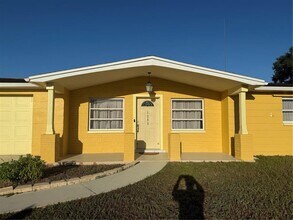 1253 Chelsea Ln in Holiday, FL - Building Photo - Building Photo