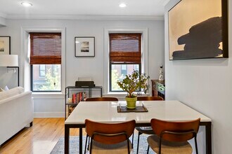 34 Worcester St, Unit 3 in Boston, MA - Building Photo - Building Photo
