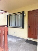 2034 NW 43 Terrace in Lauderhill, FL - Building Photo