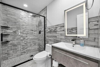 6279 Bay Club Dr, Unit 3 in Fort Lauderdale, FL - Building Photo - Building Photo