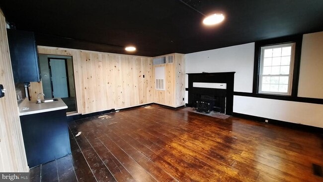 property at 217 S Main St