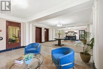 260 Metcalfe St in Ottawa, ON - Building Photo - Building Photo