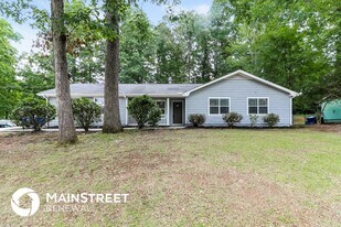 3470 Valley Oaks Rd in Stonecrest, GA - Building Photo