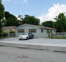 2815-2821 NW 13th Ct Apartments