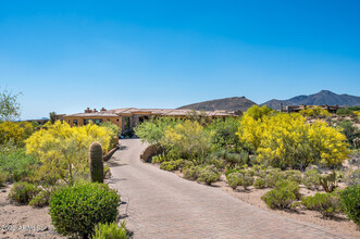 10162 E Joy Ranch Rd in Scottsdale, AZ - Foto de edificio - Building Photo