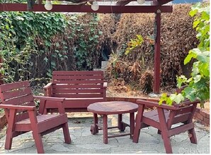 6657 Enfield Ave in Reseda, CA - Foto de edificio - Building Photo